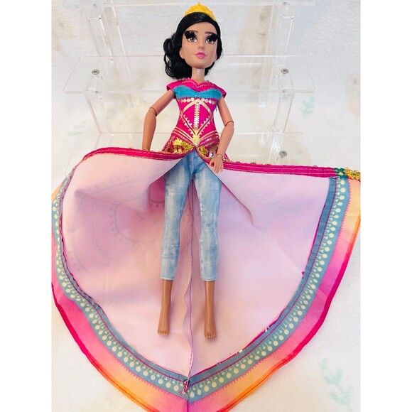 Glamorous Princess Jasmine Doll - Picture 6 of 6